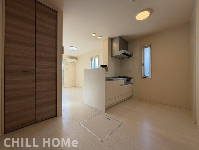 メゾン・ド・ジュリアン　Ｂの居間・リビング|他社様掲載物件もまとめてご紹介、ご案内可能です(^^)/