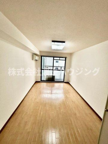 粋和ビルの内装