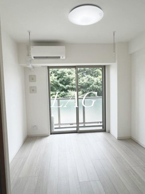 【居間・リビング】 | グランカーサ大和 | 洋室のお部屋です。