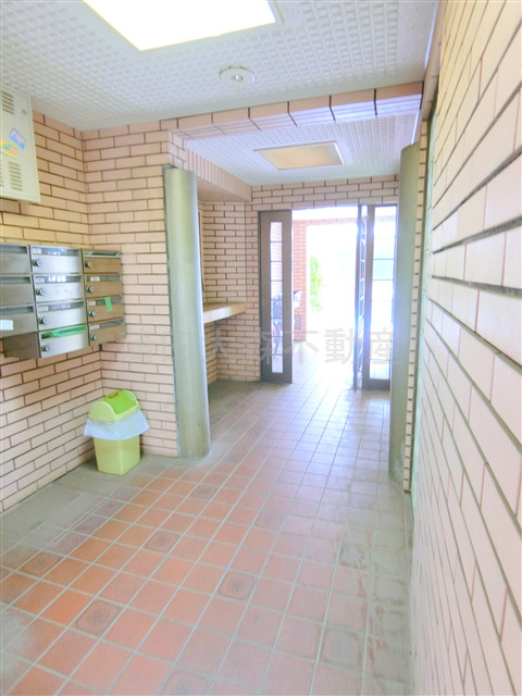 第36シンエイビルのエントランス