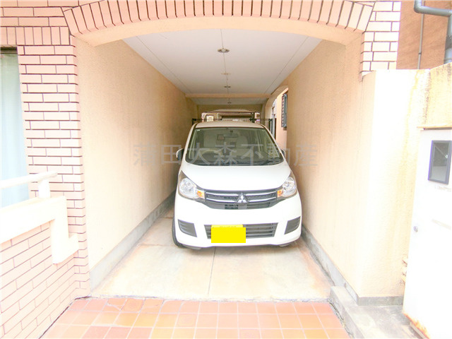 第36シンエイビルの駐車場