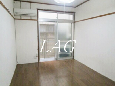 【居間・リビング】 | ザ・レジデンス中野 | 洋室のお部屋です。