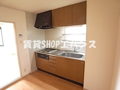  | ニュー・トリヴァンベールユアサ