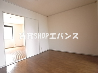 【内装】 | ニュー・トリヴァンベールユアサ