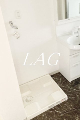 【設備】 | フローラガーデン | 室内洗濯機置き場です。