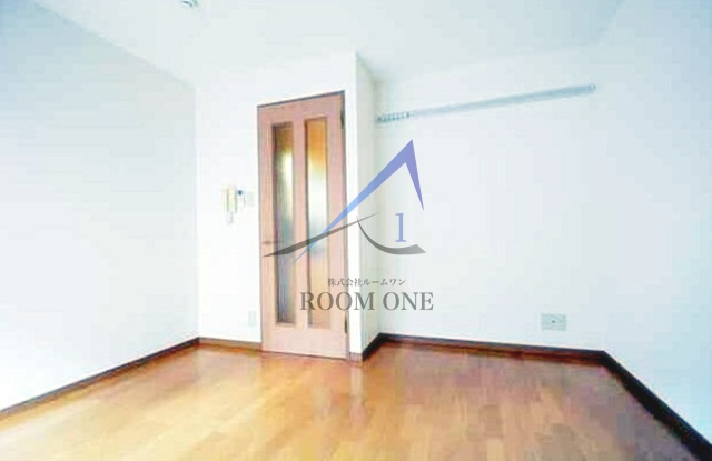 メゾンリンクス２の居間・リビング|洋室のお部屋です。