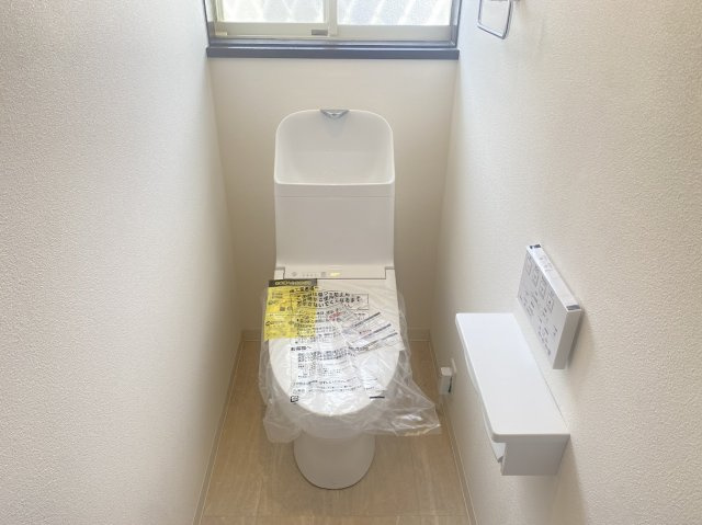 兵庫県神戸市垂水区つつじが丘7丁目2389-6のトイレ|落ち着いたトイレです