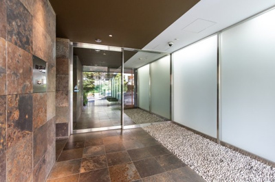 【エントランス】 | アパートメンツ元麻布内田坂