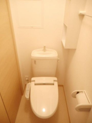 レジデンス　アルドーレ　Ｃのトイレ|トイレもきれいです