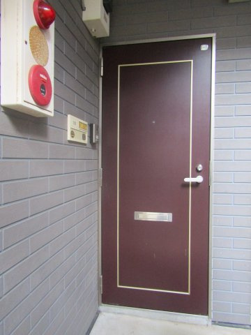 ヴェガ天台の玄関|退去前につき、他のお部屋のお写真です。