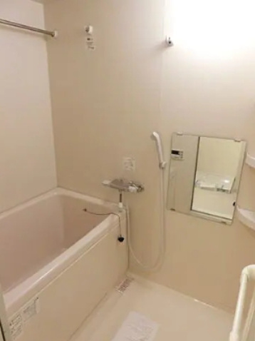 セゾンドミキの浴室