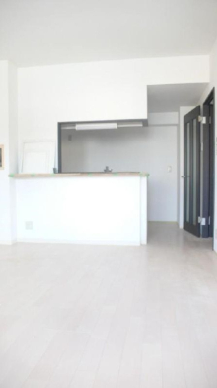 セゾンドミキの居間・リビング