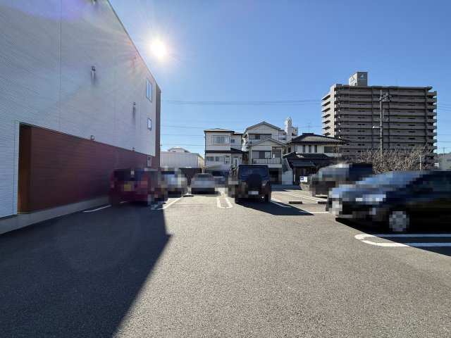 リサイア・ケーⅡの駐車場