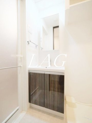 【洗面所】 | ラフィスタ町田 | 独立洗面台です。