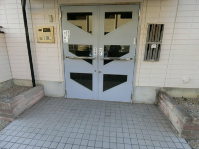 【エントランス】 | ロイヤルライフ21