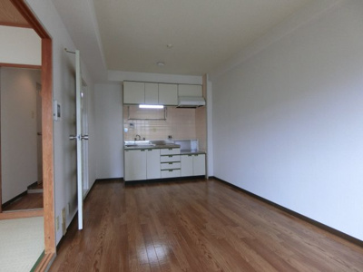 【居間・リビング】 | 高師浜シーサイドマンション1