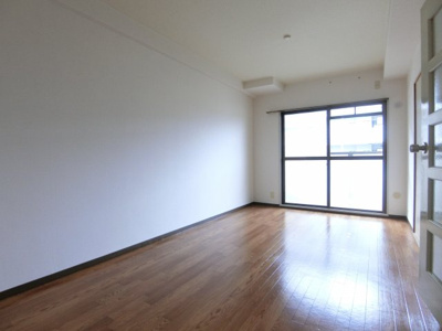 【居間・リビング】 | 高師浜シーサイドマンション1