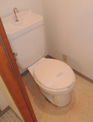 かいづかファミリア１のトイレ