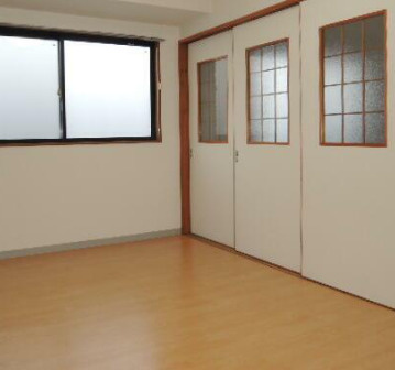 かいづかファミリア１の居間・リビング