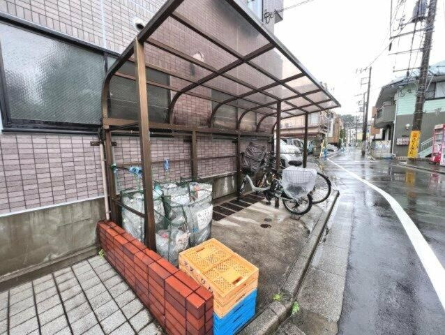 かいづかファミリア１のエントランス