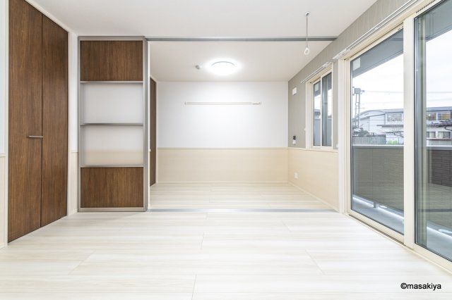 ライフコア吉田小町の居間・リビング