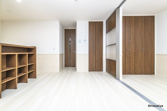 ライフコア吉田小町の居間・リビング