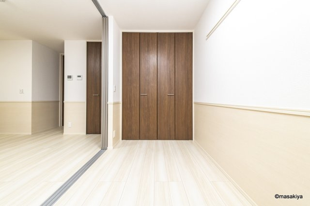 ライフコア吉田小町の洋室