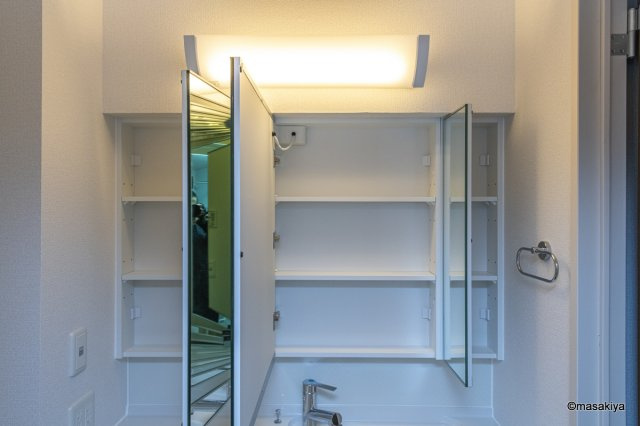 ライフコア吉田小町の洗面所