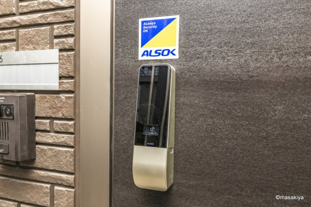 ライフコア吉田小町のエントランス