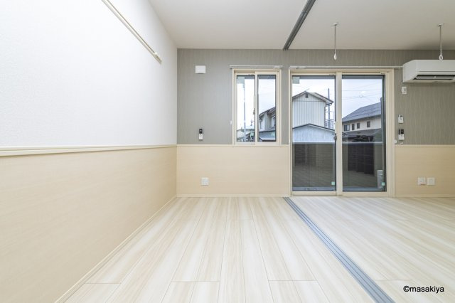 ライフコア吉田小町の洋室