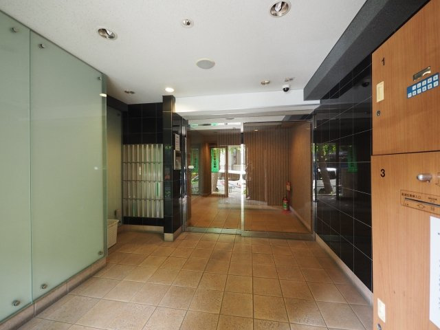 リクレイシア西麻布Ⅱ番館のロビー