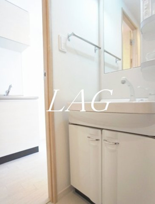 【洗面所】 | リブリ・立花 | 洗面台です。