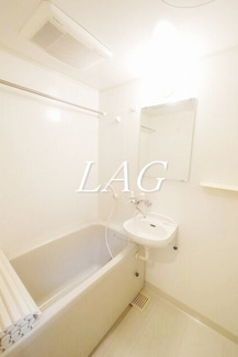 【浴室】 | オリーブ　スクエア | お風呂です。