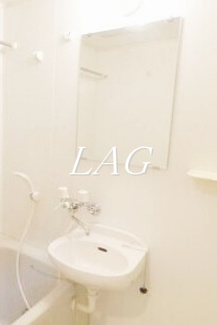 【洗面所】 | オリーブ　スクエア | 洗面台です。