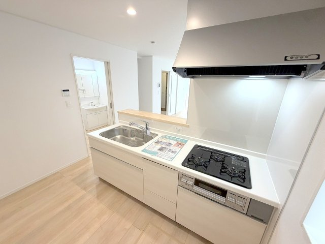 福生市加美平1丁目全３棟　新築分譲のキッチン