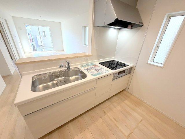 福生市加美平1丁目全３棟　新築分譲のキッチン