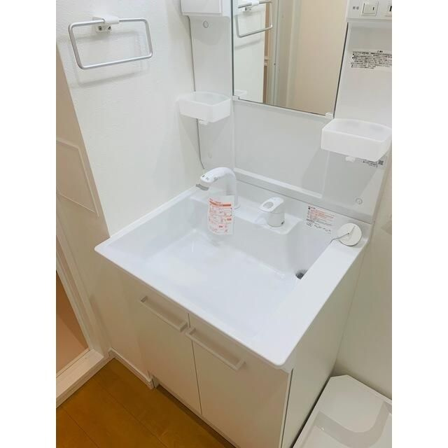 ジニアールコート西尾久の洗面所