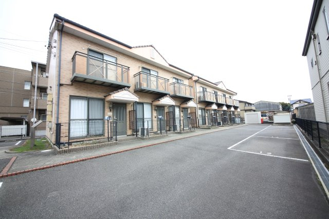 Branche’石橋の駐車場