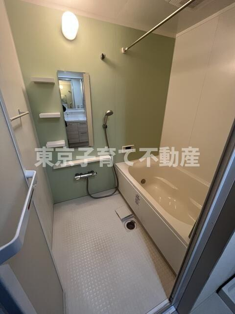 ソフィア音羽の浴室