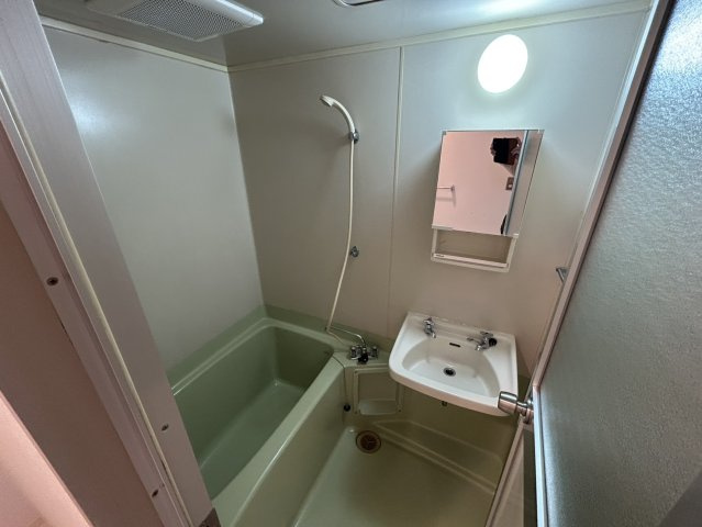 ネオハイツ阿倍野の浴室