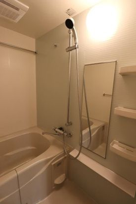 GENOVIA浅草Ⅵskygarden(ジェノヴィア浅草Ⅵskygarden）の浴室