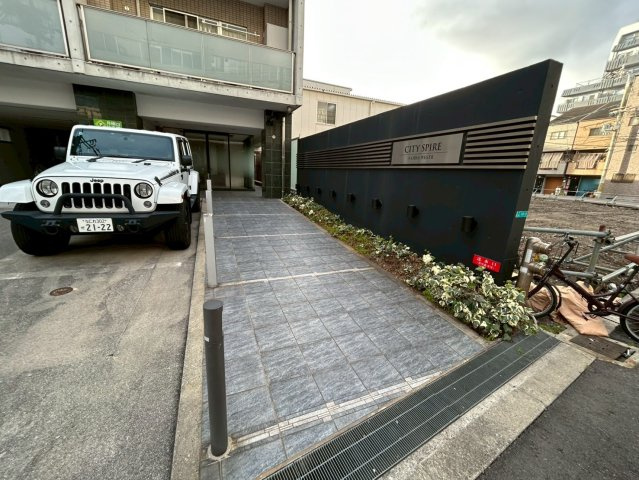 CITY SPIRE難波WESTⅡのエントランス