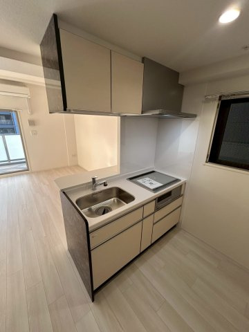 セレニテフラン谷町四丁目のキッチン