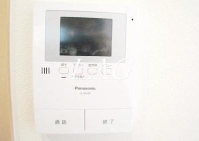 【セキュリティ】 | プルメリア | モニター付きインターホンです。