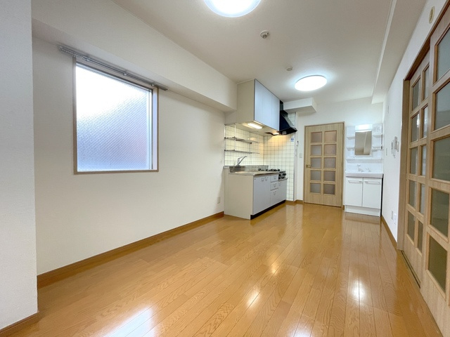 山主ビルの居間・リビング|★ゆとりある広さのリビング★