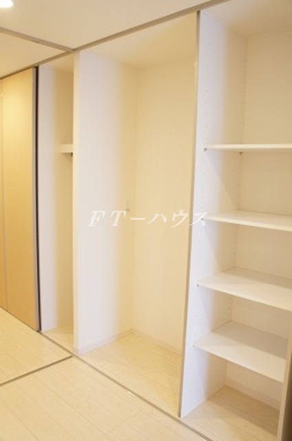 リブリ・フレスコの収納