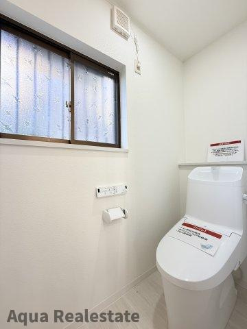 丸亀市飯山町川原　リノベ住宅のトイレ|落ち着いたトイレです