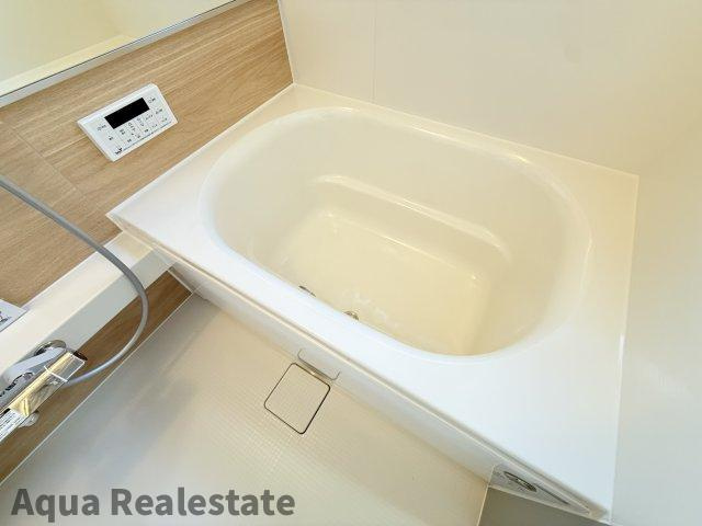 丸亀市飯山町川原　リノベ住宅の浴室|落ち着いた空間のお風呂です