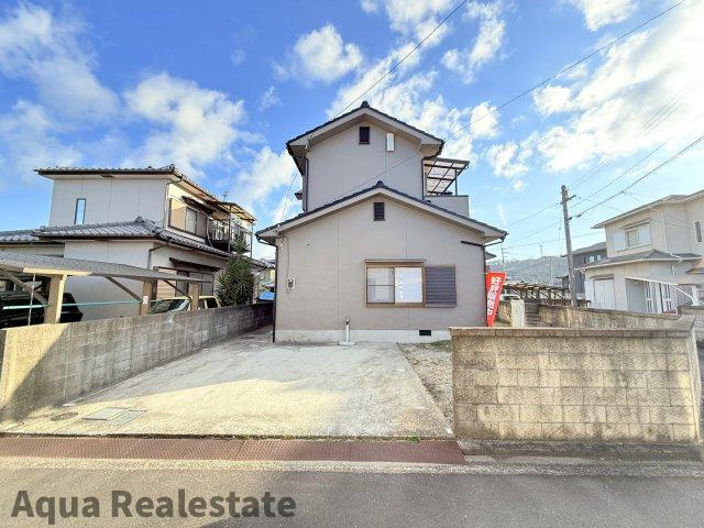 丸亀市飯山町川原　リノベ住宅の駐車場|駐車場の用意があります
