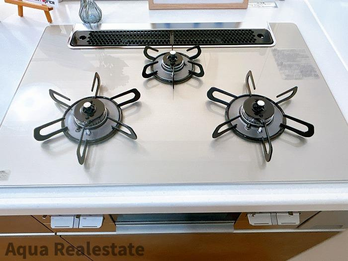 丸亀市飯山町川原　リノベ住宅のキッチン|お料理しやすいキッチンです